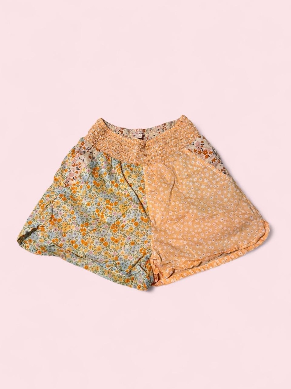 American Eagle Outfitters Peach & Cream Smocked Floral Shorts